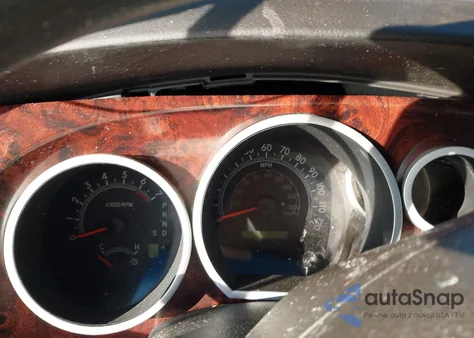 2008 Toyota Sequoia Sr5 5.7L V8 z USA, uszkodzony, nr VIN 5TDBY64A68S021063